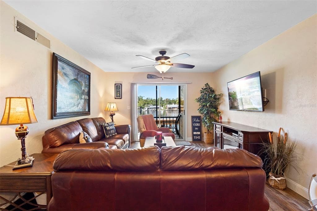 1640 JUNO TRAIL 202D photo 24