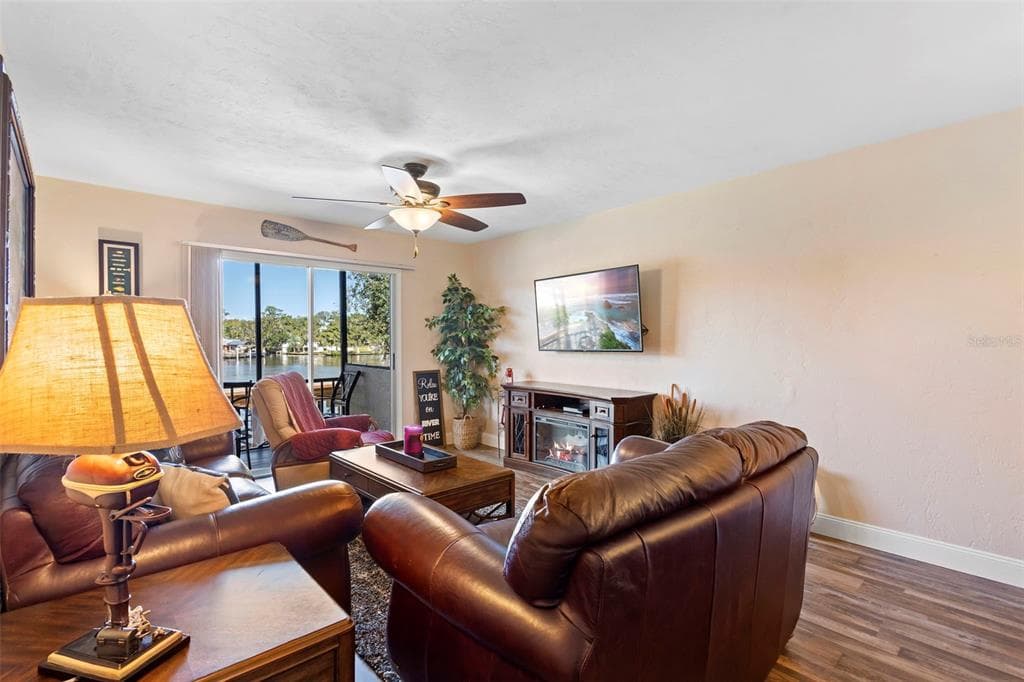 1640 JUNO TRAIL 202D photo 25