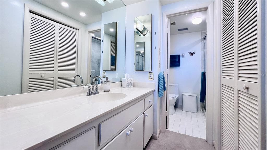 100 PIERCE STREET 1001 photo 23