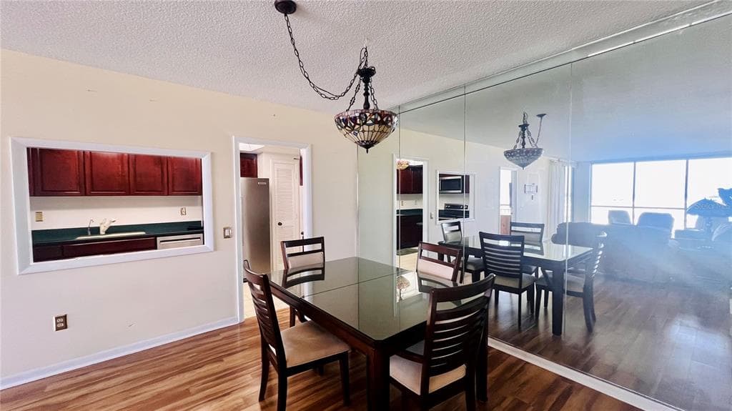 100 PIERCE STREET 1001 photo 9