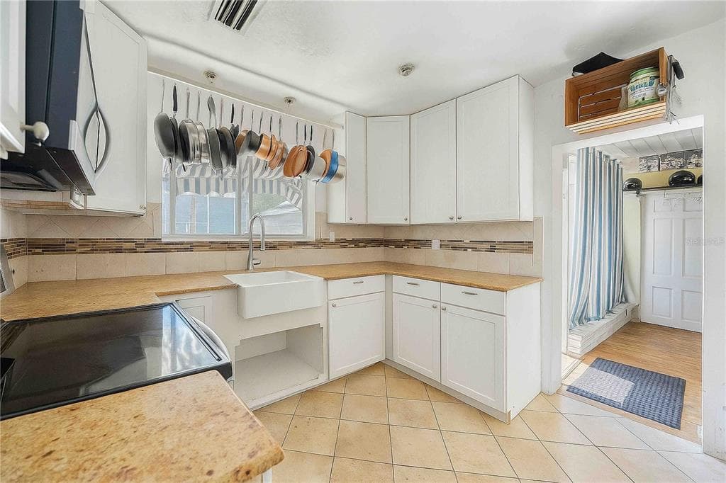 2507 RIVERVIEW BOULEVARD photo 6