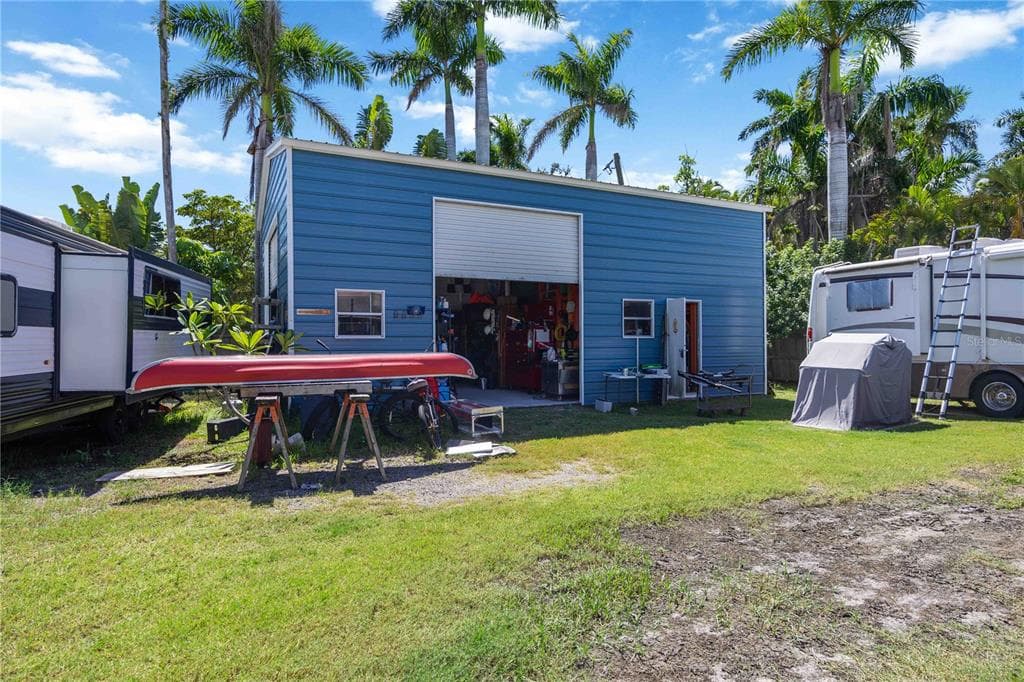 2507 RIVERVIEW BOULEVARD photo 3