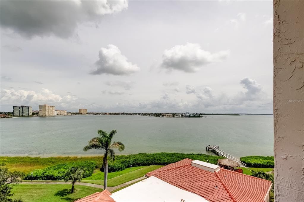 6218 PALMA DEL MAR BOULEVARD S 606 photo 23