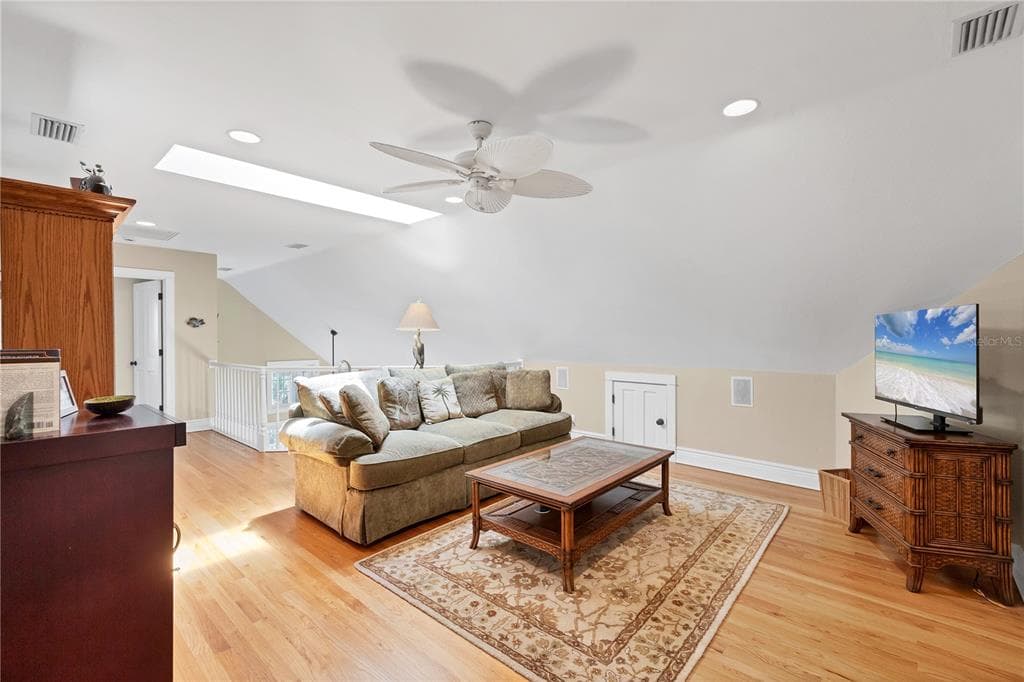 158 CARRICK BEND LANE photo 22