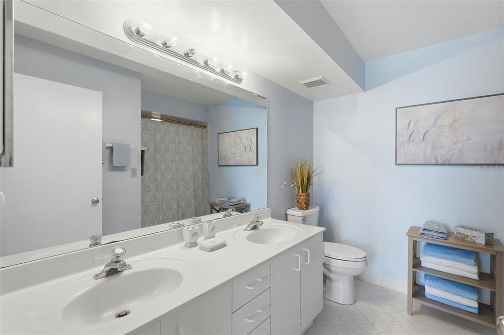 6021 BAHIA DEL MAR CIRCLE 137 photo 14