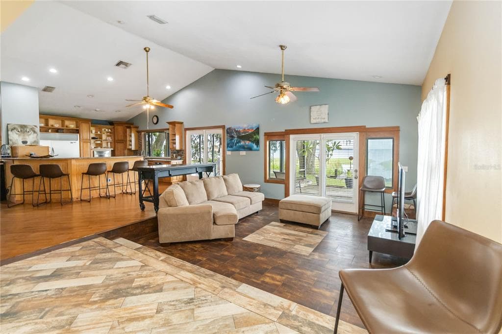 6210 ALLIGATOR LAKE SHORE E photo 17