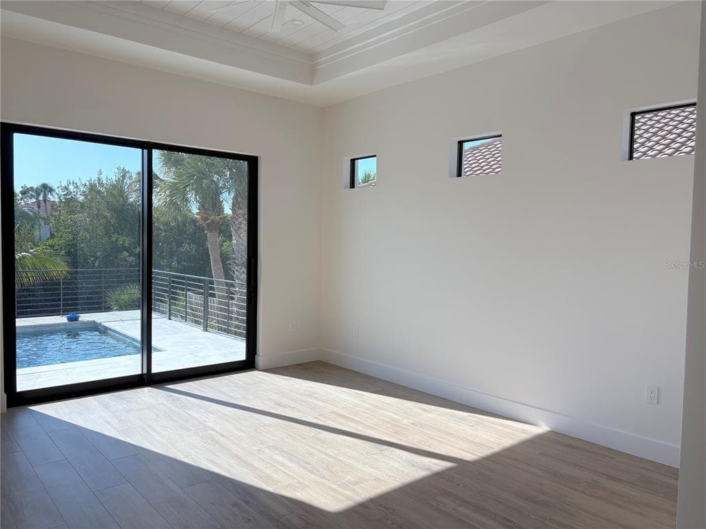 276 ISLAND CIRCLE photo 12