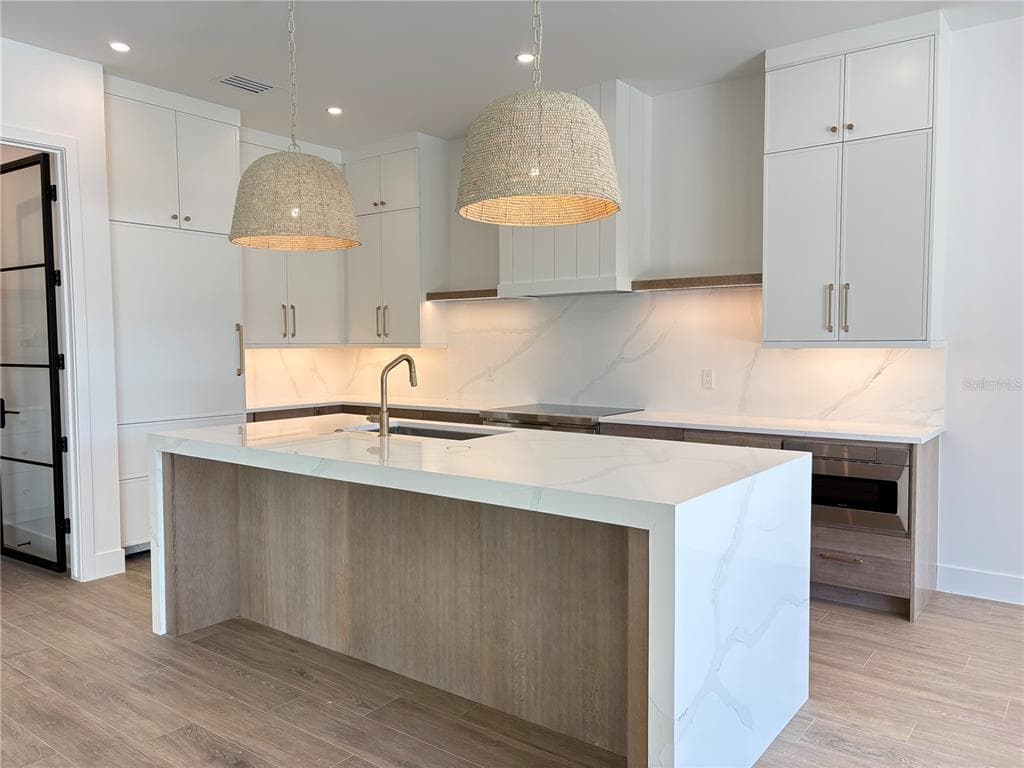276 ISLAND CIRCLE photo 5