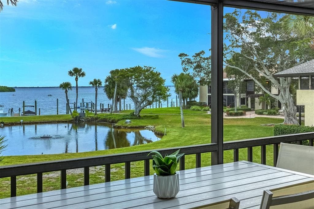 4234 GULF OF MEXICO DRIVE E2 photo 3