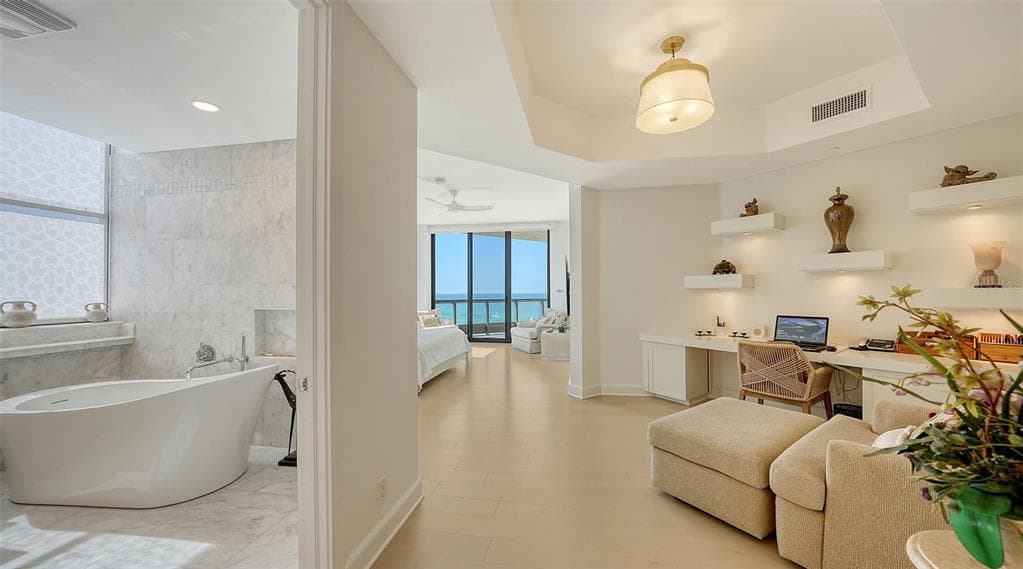 1241 GULF OF MEXICO DRIVE 803 photo 15