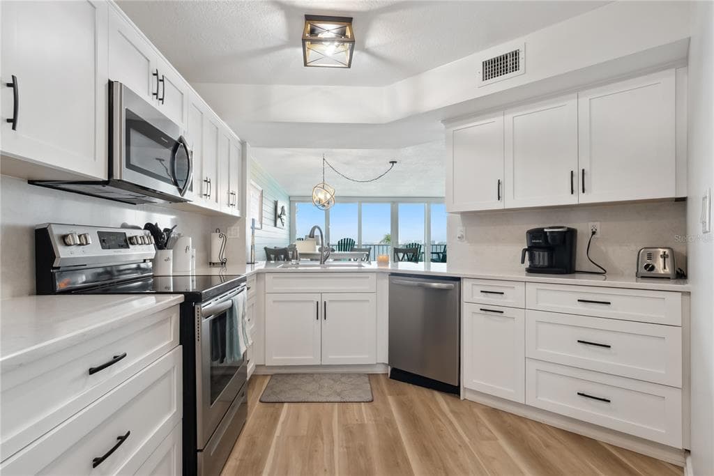 5279 ISLA KEY BOULEVARD S 212 photo 13