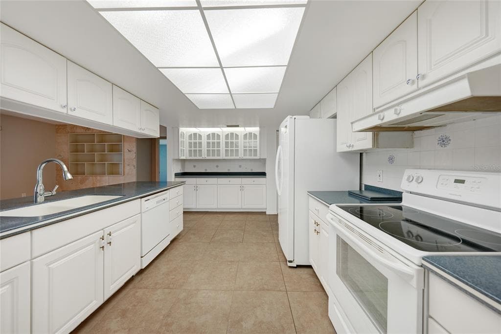 931 BAL HARBOR BOULEVARD photo 13