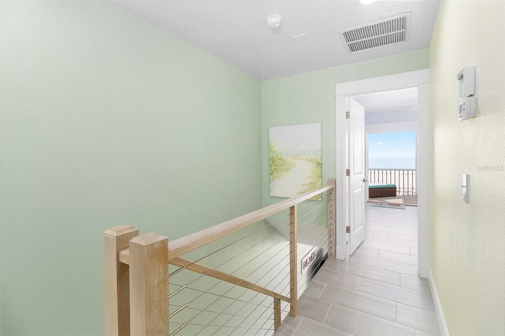 460 GULF BOULEVARD 4 photo 14