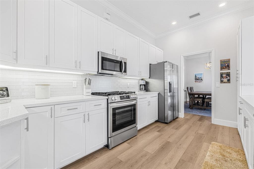 4612 BARRACUDA DRIVE photo 3