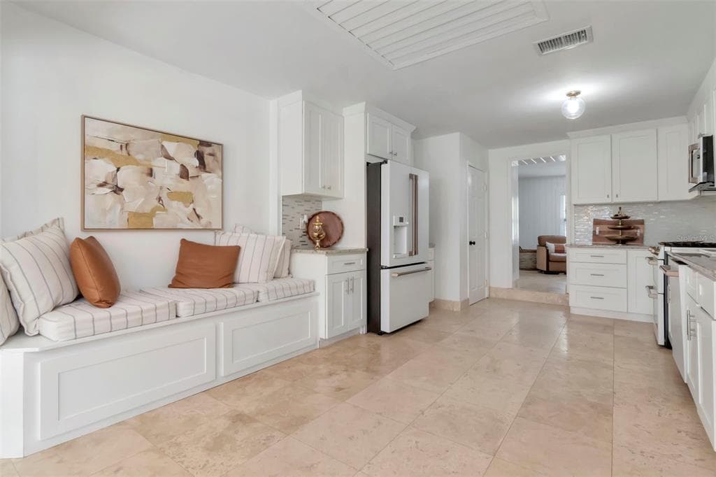 19207 CROOKED LANE photo 25