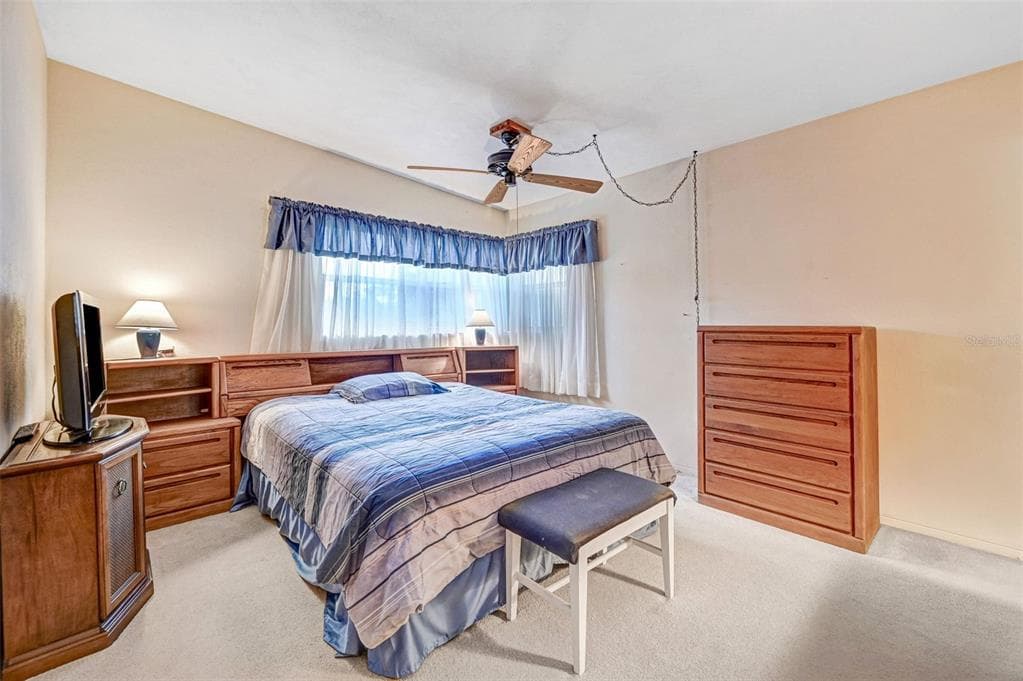 2885 S TROPICAL TRAIL photo 11