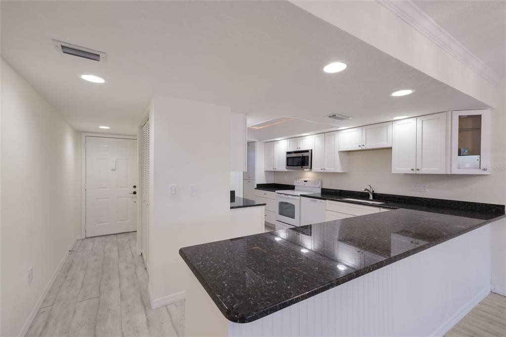 4761 INDEPENDENCE DRIVE 4761 photo 5