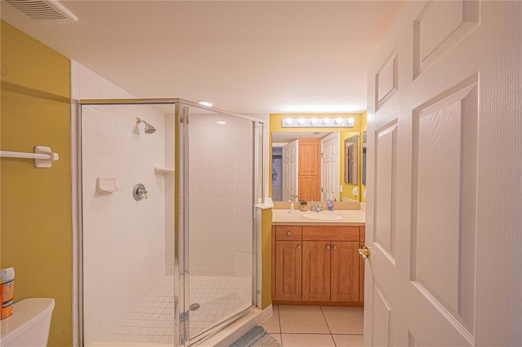 3315 S ATLANTIC AVENUE 1707 photo 23