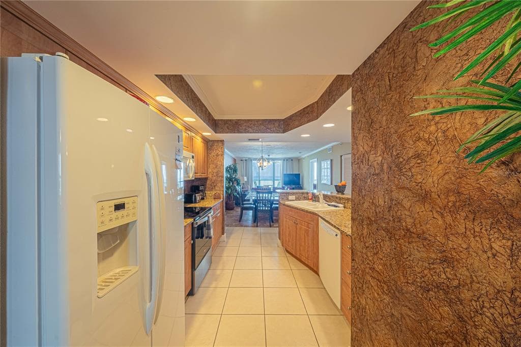 3315 S ATLANTIC AVENUE 1707 photo 6