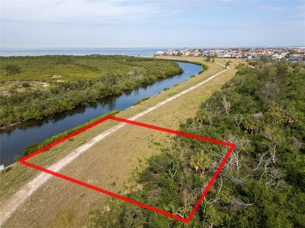 3 HAMMOCK BAY BLVD photo 2