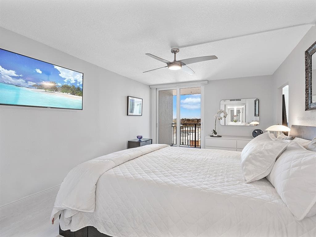 4822 OCEAN BOULEVARD 10E photo 22