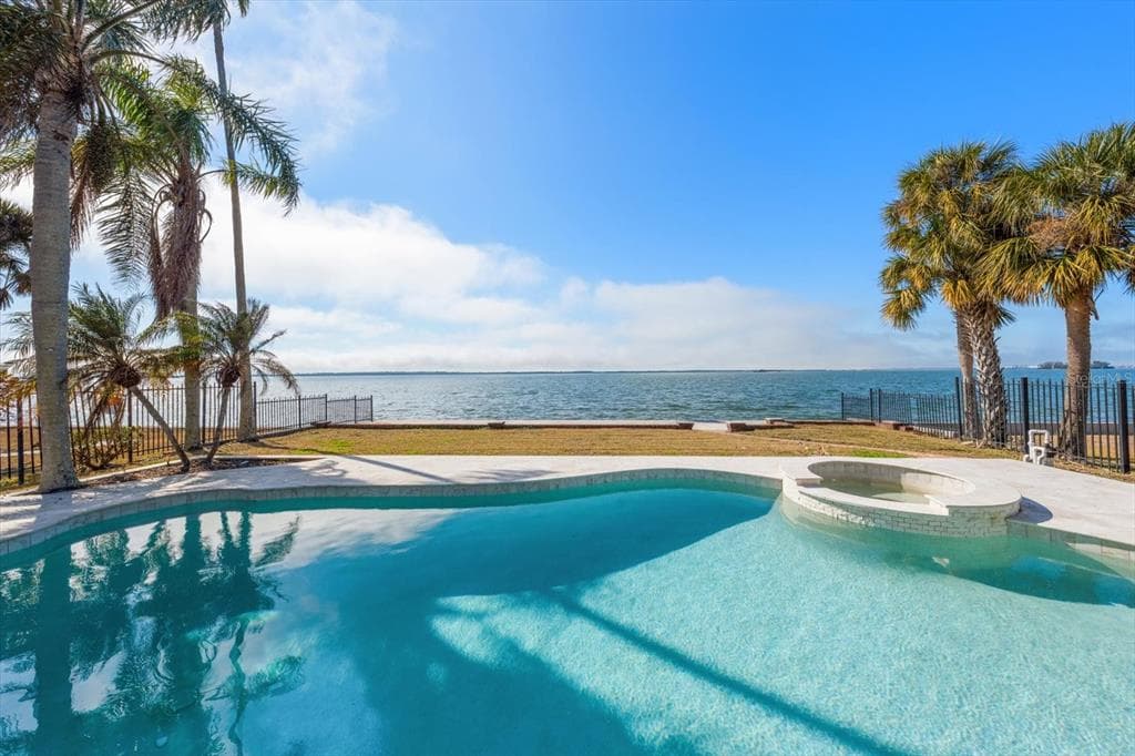 1614 SANTA BARBARA DRIVE photo 1