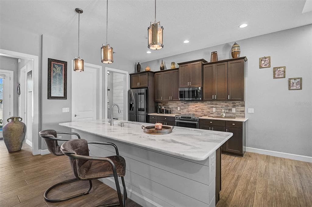 2647 CARMELA AVENUE photo 10