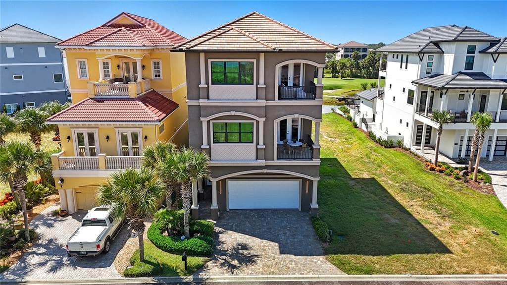 355 OCEAN CREST DRIVE photo 5