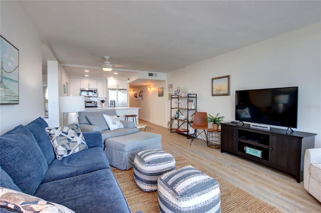 5203 S ATLANTIC AVENUE 815B photo 4