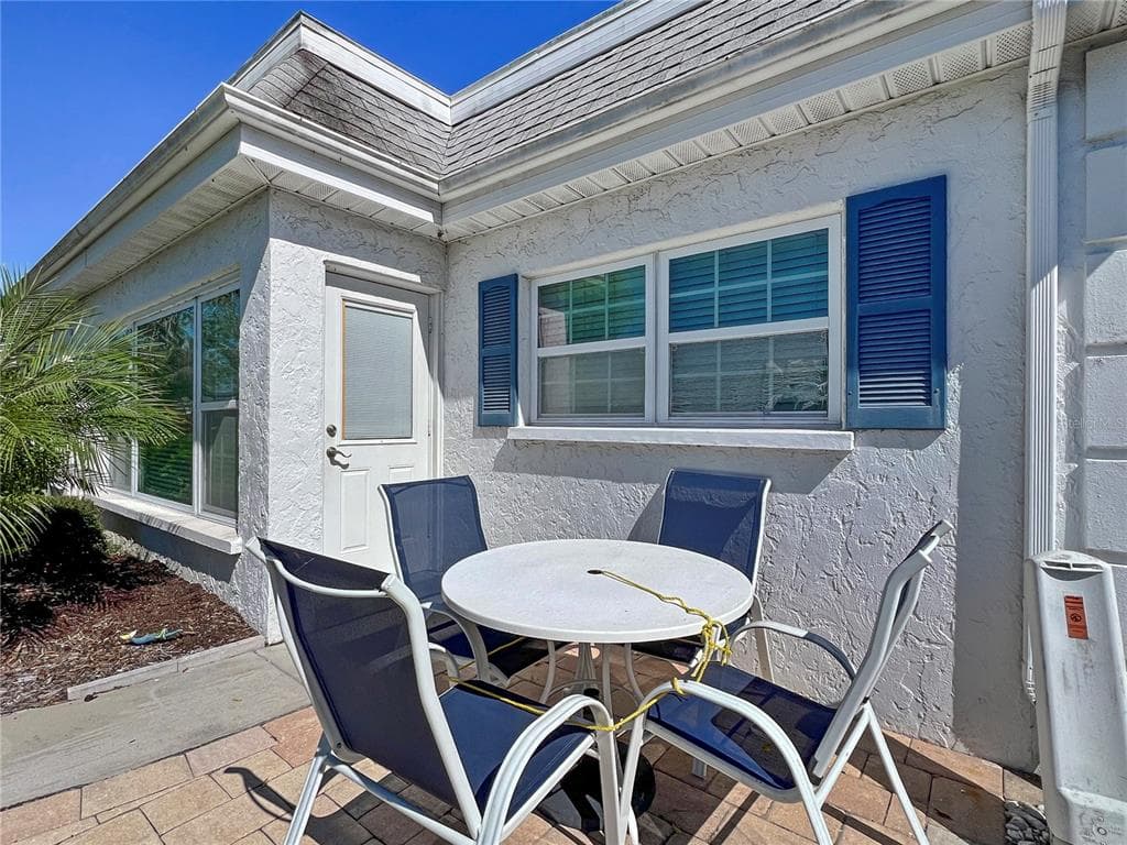 9811 HERNANDO COURT photo 20