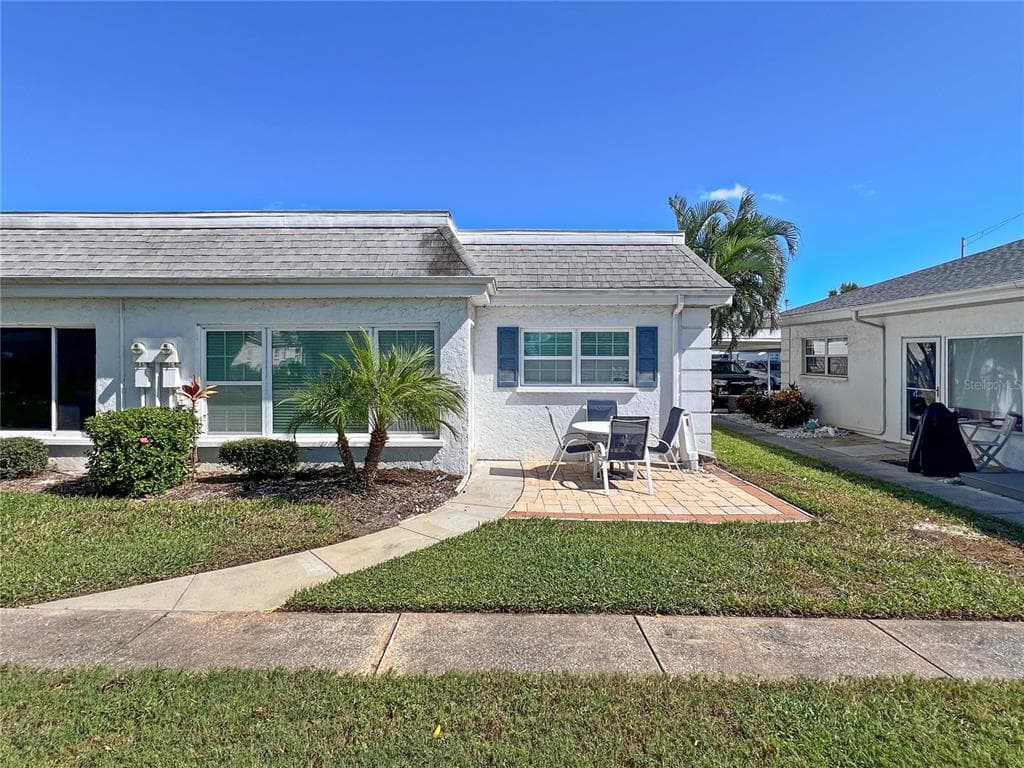 9811 HERNANDO COURT photo 24