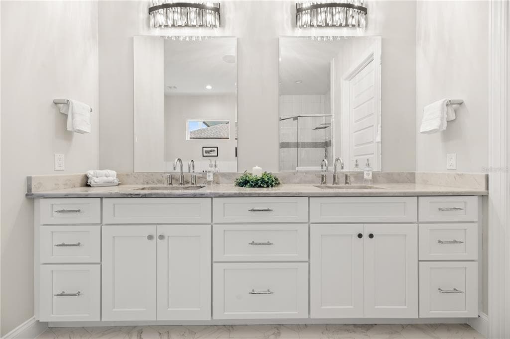 2559 PALM AVENUE photo 22