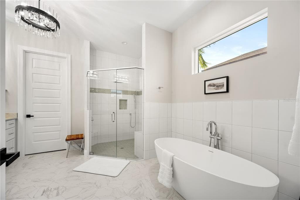 2559 PALM AVENUE photo 19
