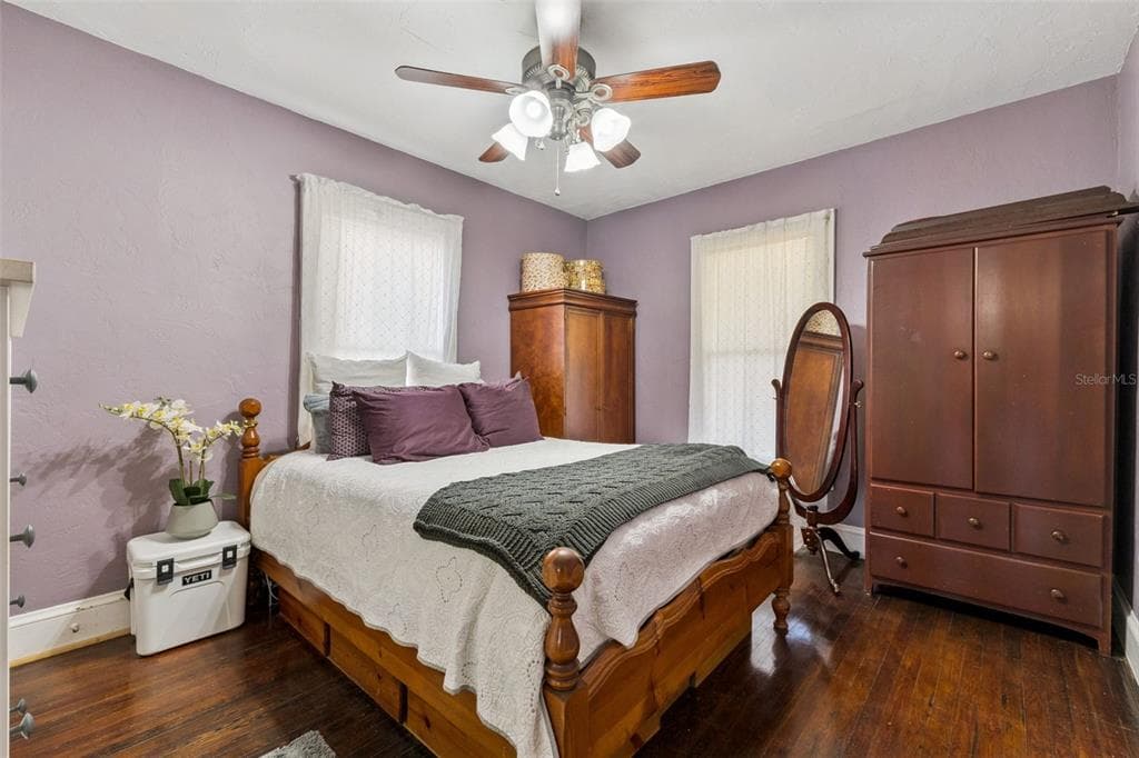 3828 WALKER ROAD photo 16