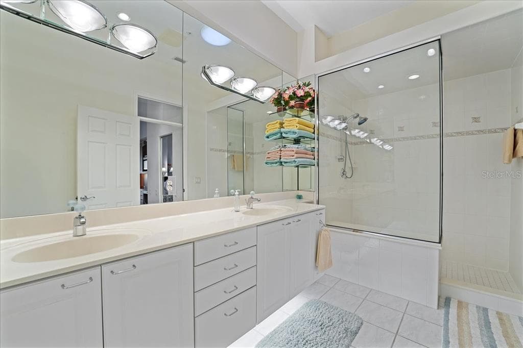 4112 128TH STREET W 605 photo 18