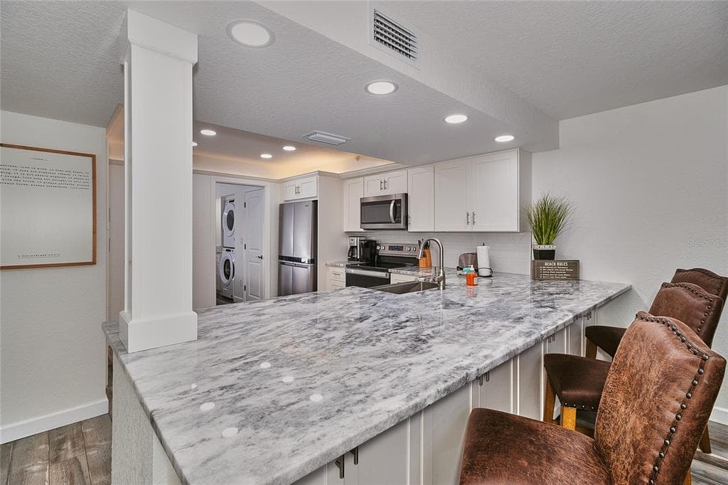 18400 GULF BOULEVARD 1206 photo 13
