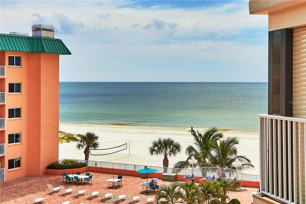 18400 GULF BOULEVARD 1206 photo 5