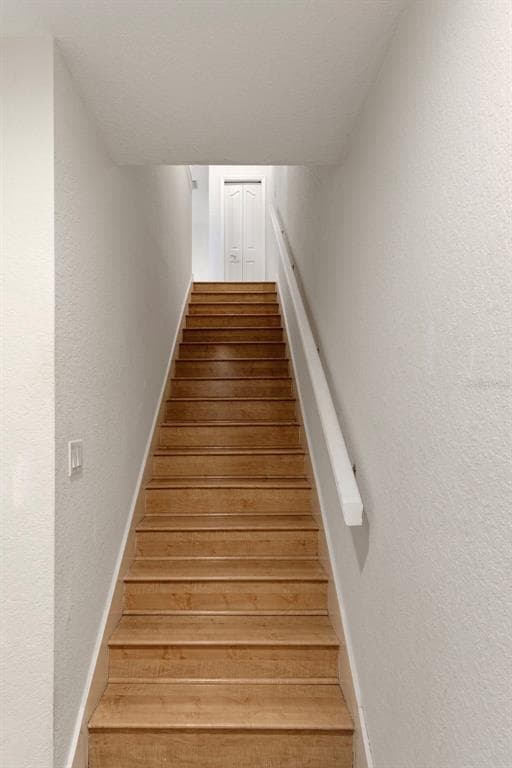 8304 AQUILA STREET photo 7