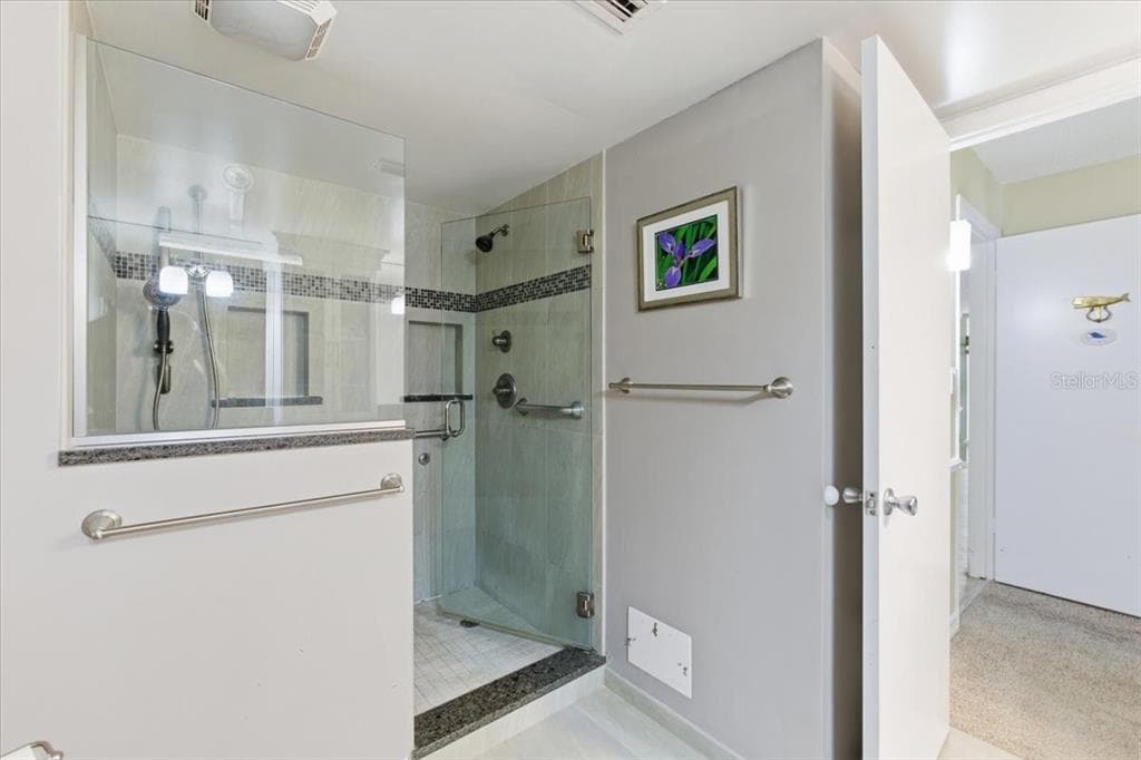 395 S ATLANTIC AVENUE 501 photo 14