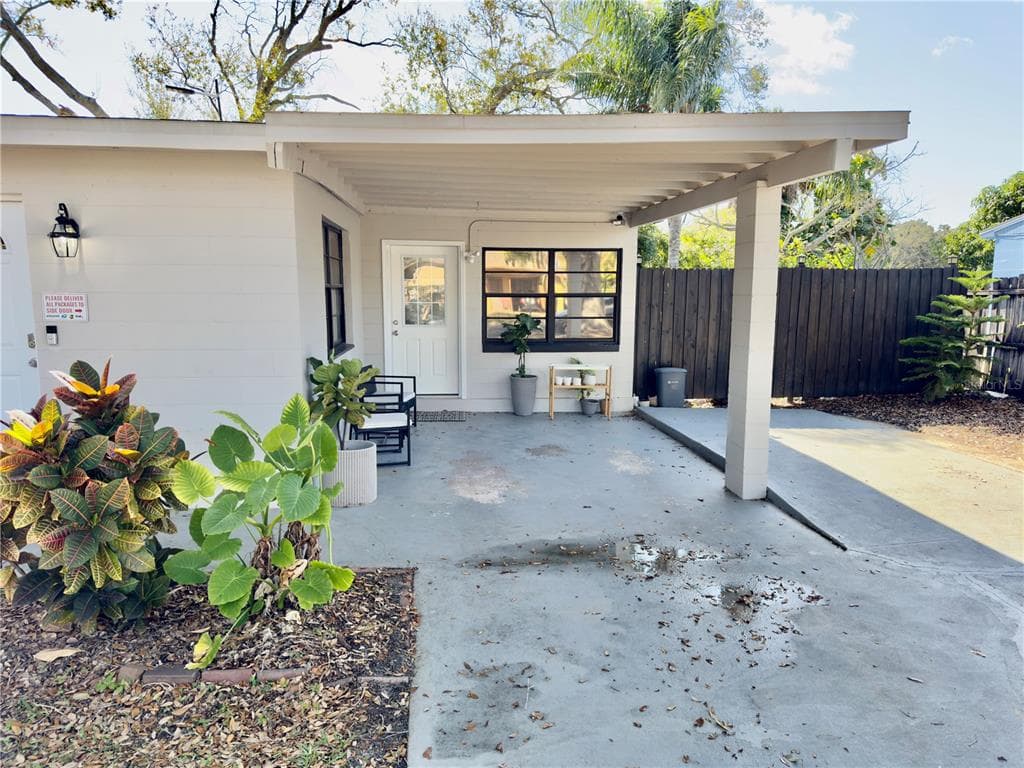 3810 JOHNSON STREET photo 3