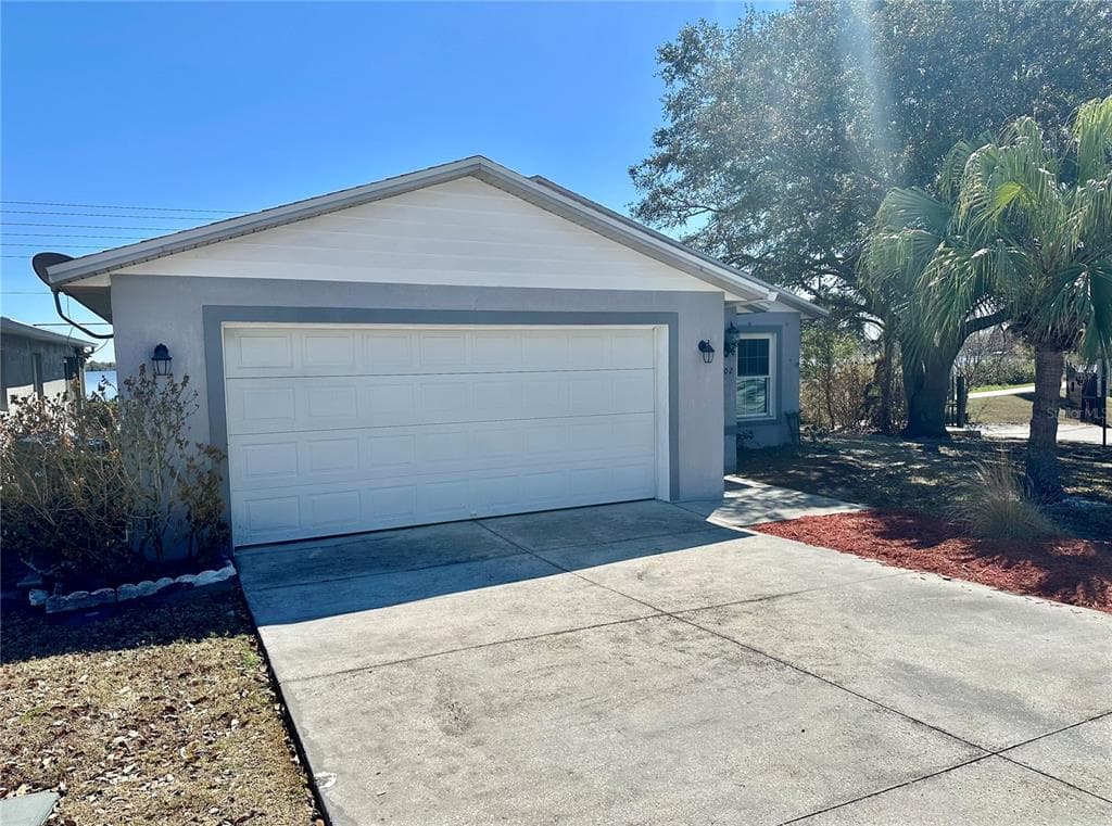 802 MARCIA LOOP photo 24