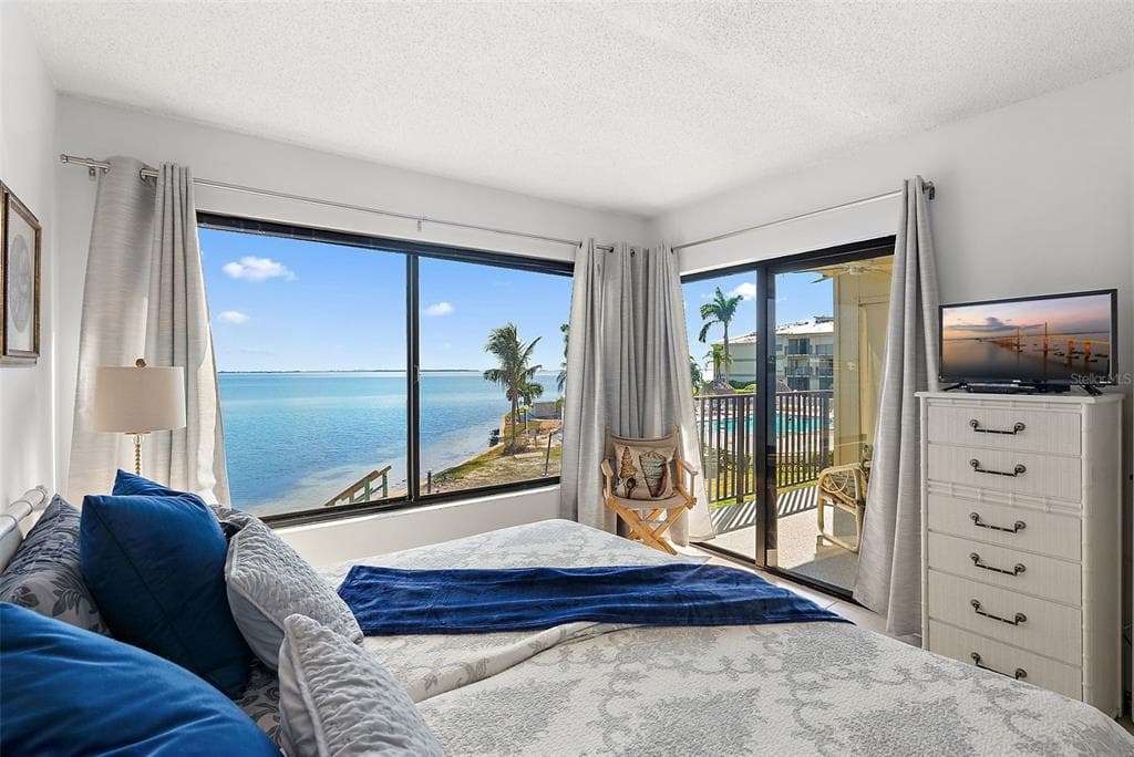 6322 PALMA DEL MAR BOULEVARD S 209 photo 19