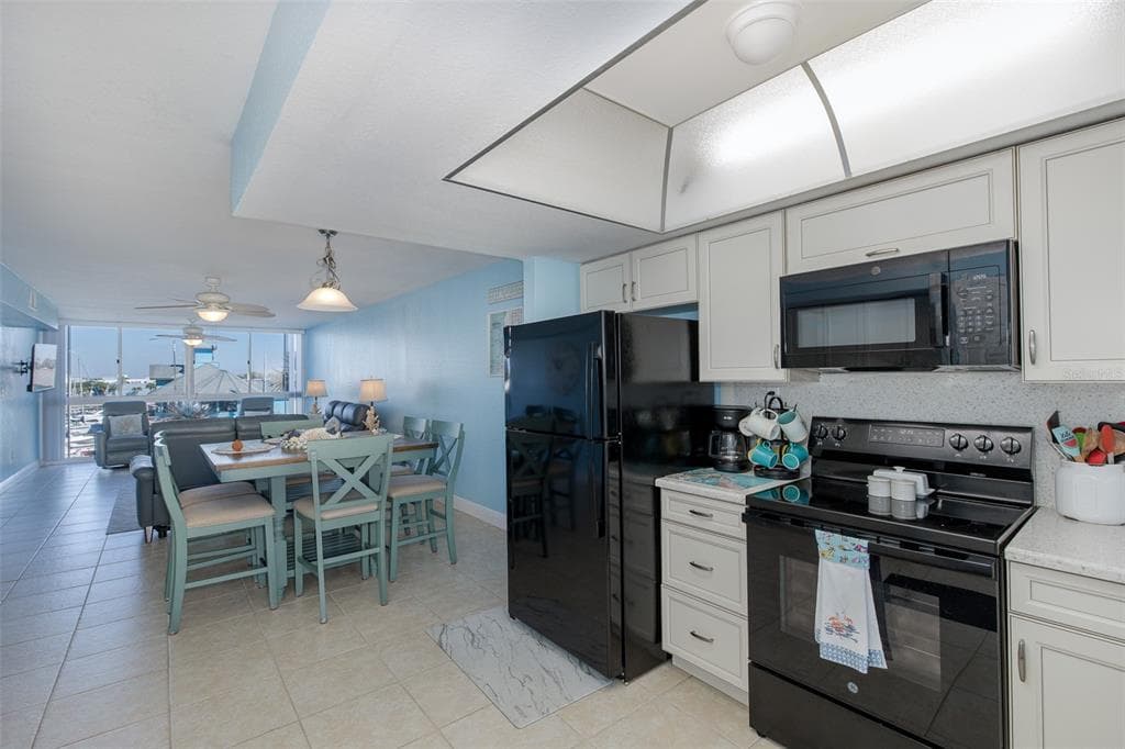 4939 FLORAMAR TERRACE 312 photo 9