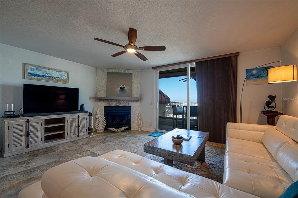 1060 PINELLAS BAYWAY S 106 photo 13