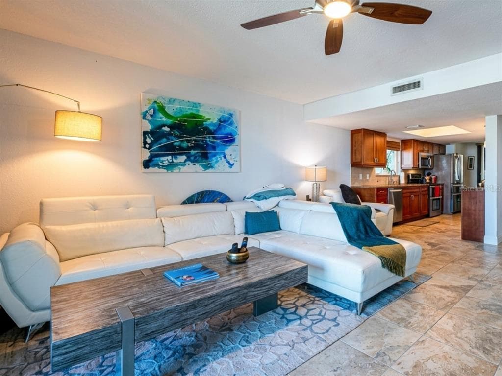 1060 PINELLAS BAYWAY S 106 photo 10