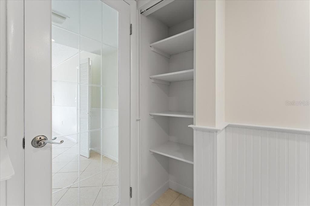 4900 BRITTANY DRIVE S 812 photo 22