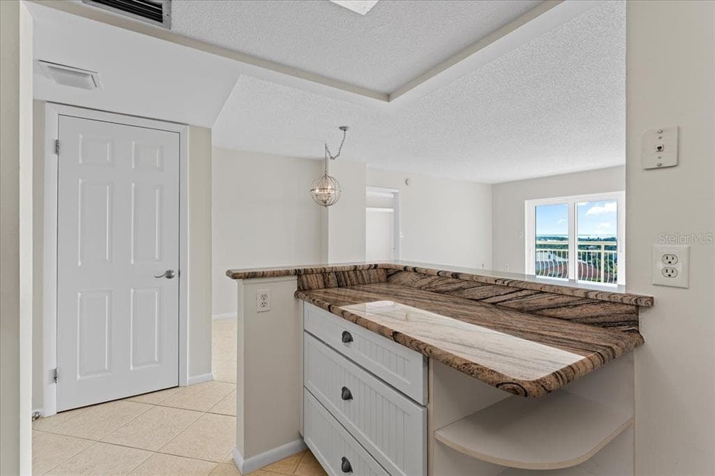 4900 BRITTANY DRIVE S 812 photo 25