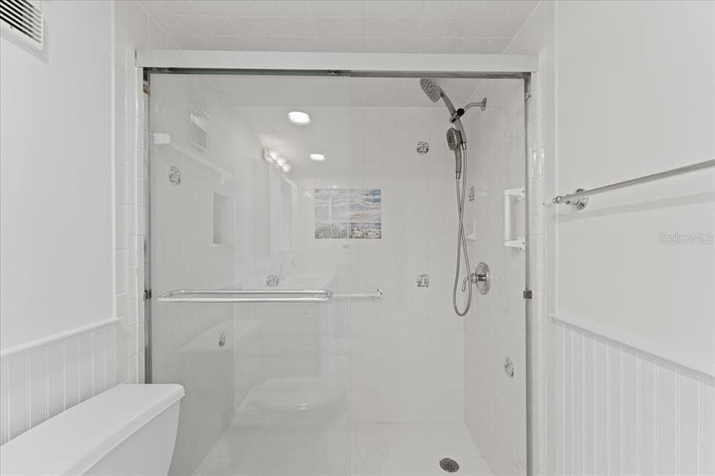 4900 BRITTANY DRIVE S 812 photo 21