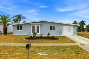 4127 GARDNER DRIVE photo 1