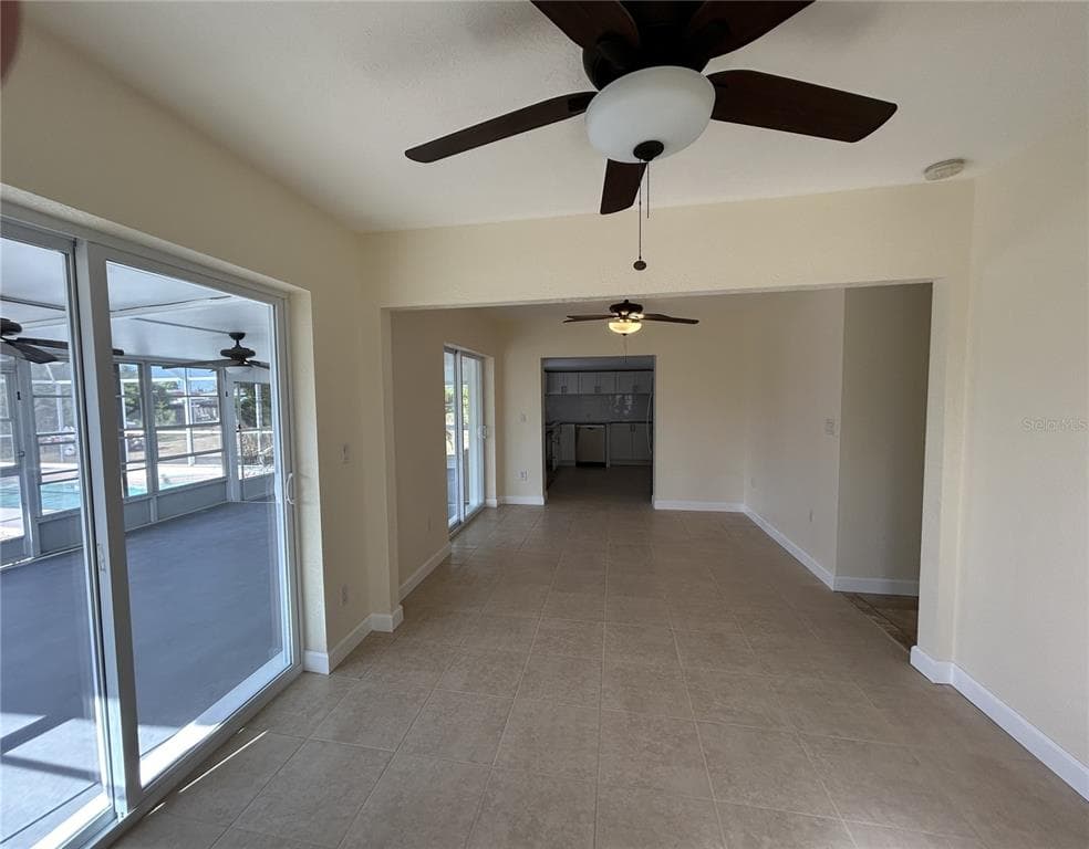 4127 GARDNER DRIVE photo 20